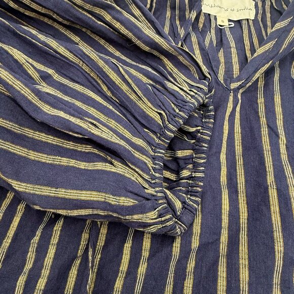 Daughters of India Poet Blouse - Picture 5 of 6